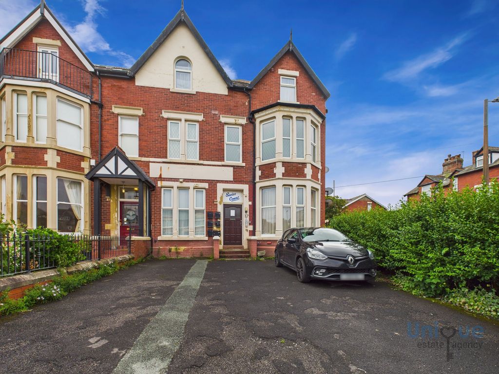 Property photo 1 of 6
