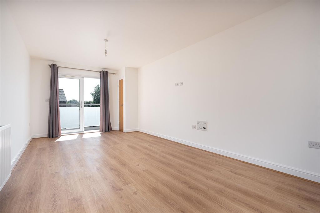 Property photo 3 of 15 Living/Dining Room