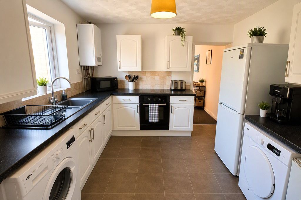 Property photo 3 of 11 Picture No. 16