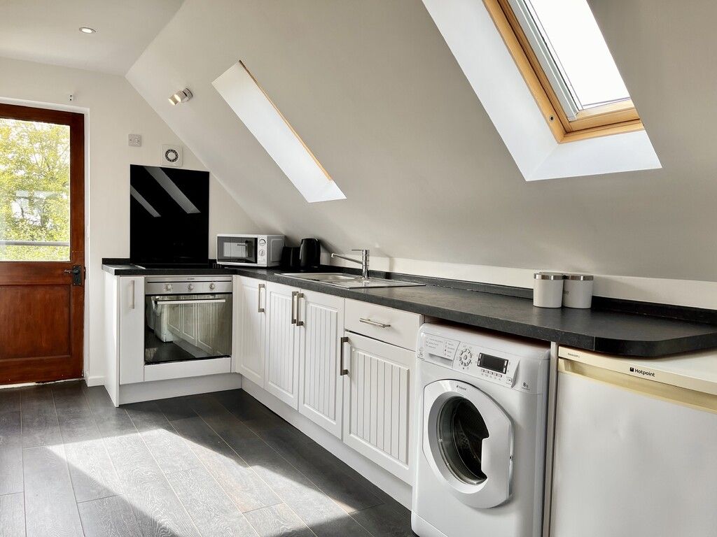 Property photo 3 of 7 3