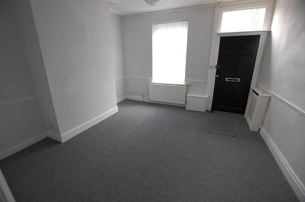 Property photo 2 of 11 Picture No. 01