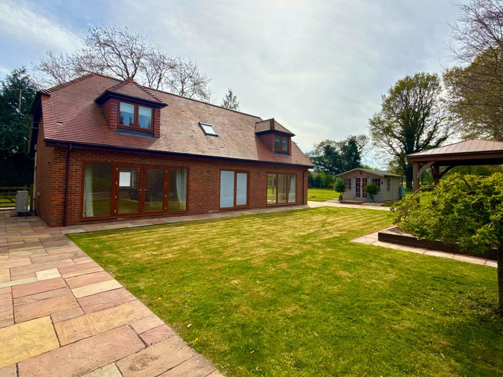 Property photo 3 of 46