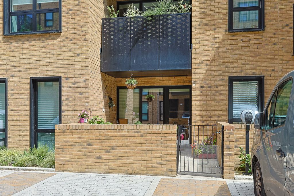 Property photo 1 of 18 Picture No. 22