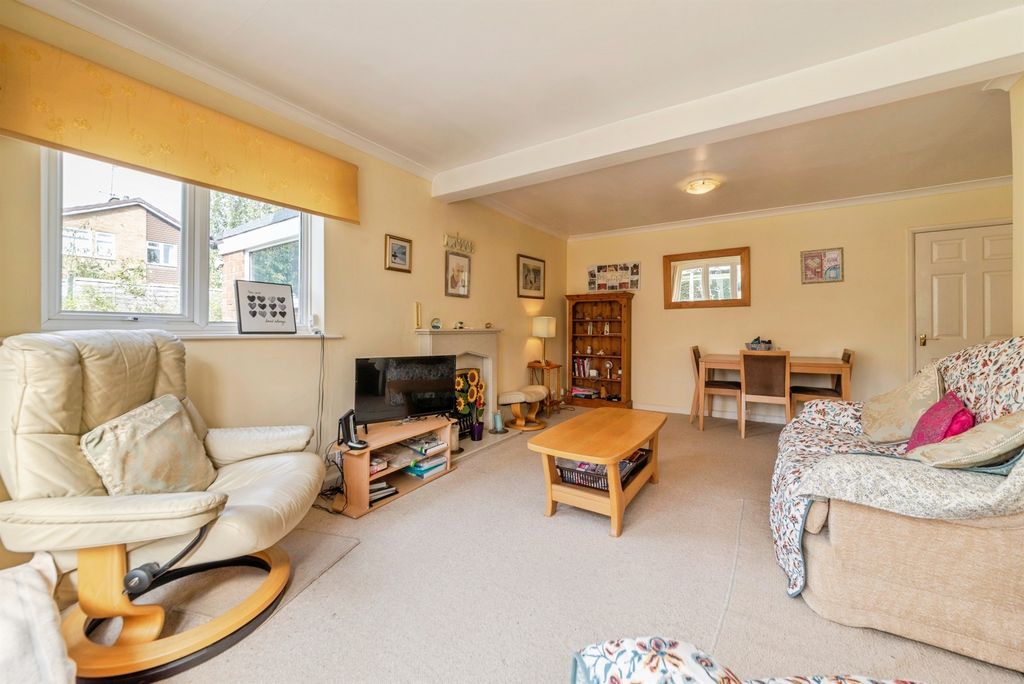 Property photo 3 of 17