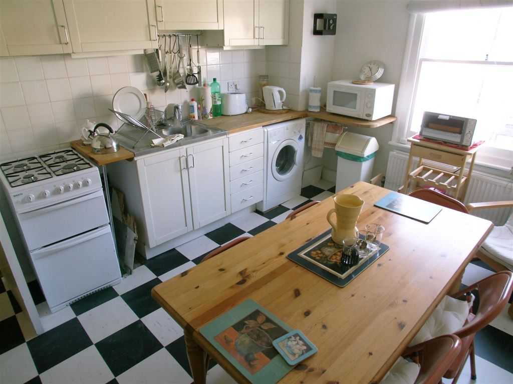 Property photo 2 of 7 Kitchen/Diner