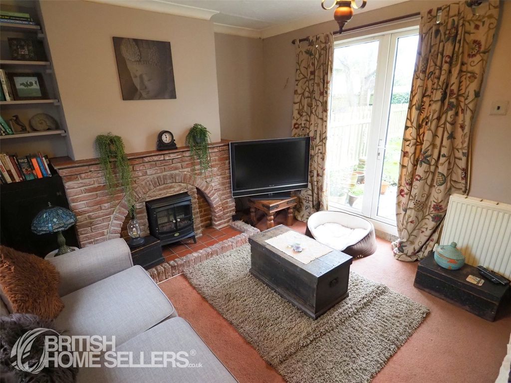 Property photo 3 of 18 Picture No. 12