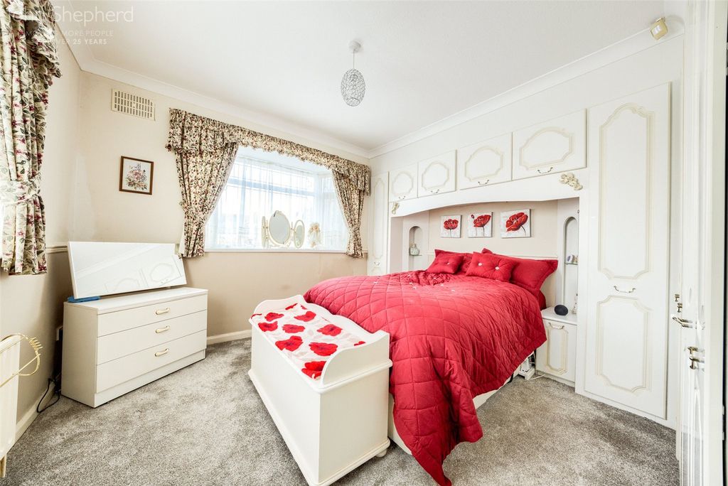 Property photo 2 of 11 Picture No. 06