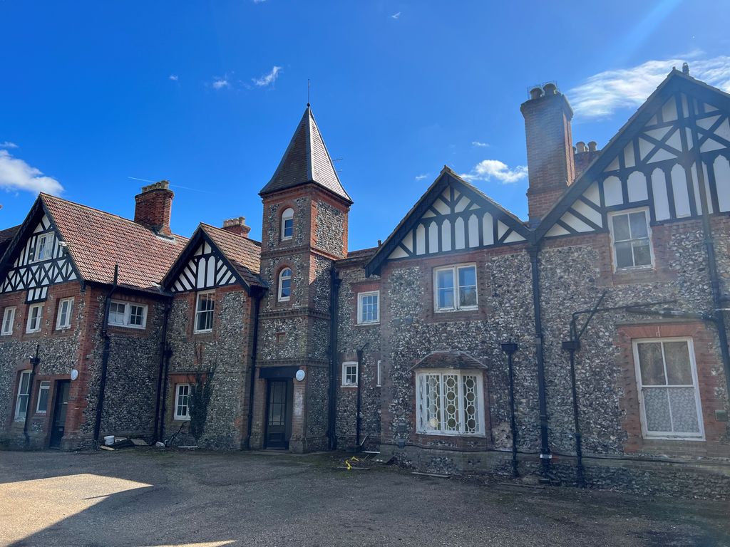 Property photo 1 of 5 View