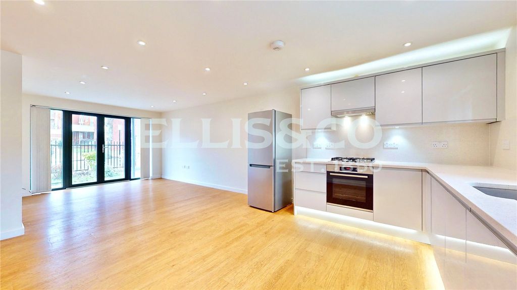 Property photo 1 of 16 Picture No. 17