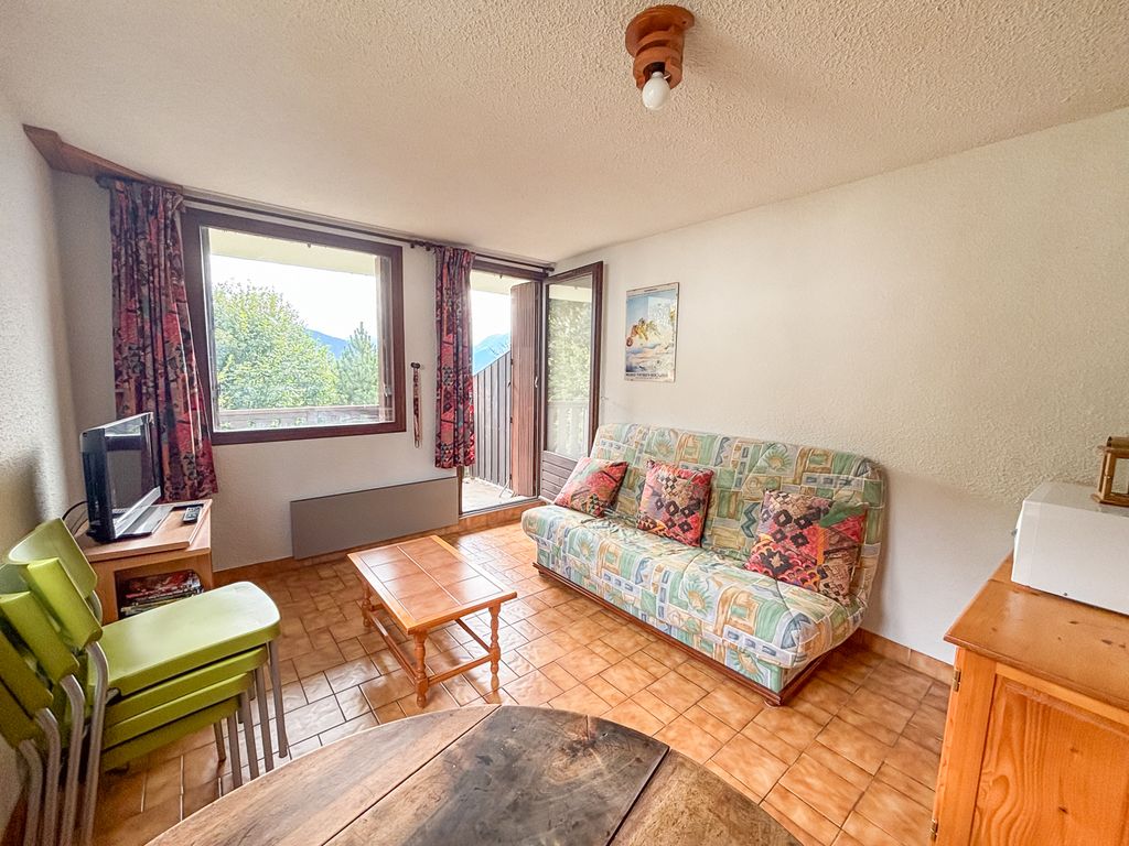 Property photo 3 of 5