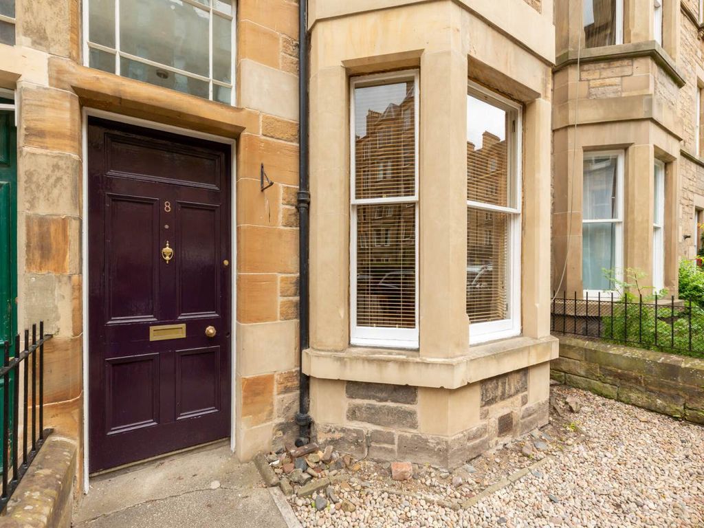 Property photo 2 of 14 64070_8_Bruntsfield_Avenue_Reshoot-15