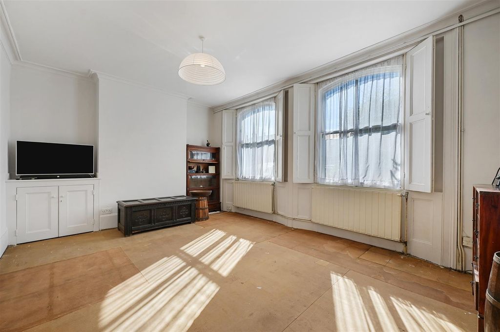 Property photo 1 of 16 Paddenswick Road