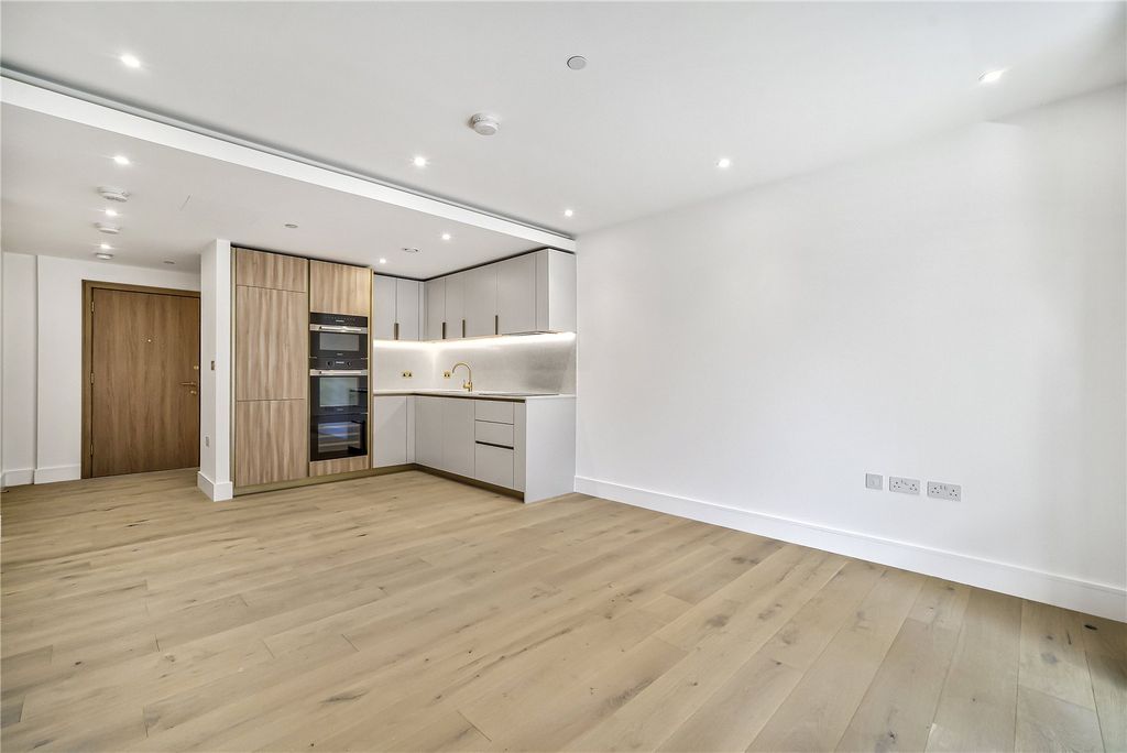 Property photo 3 of 13 Picture No. 08