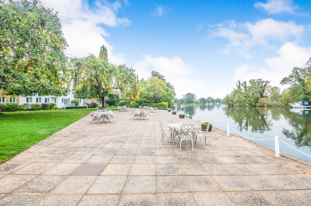 Property photo 3 of 8 99Bd15c8-4E8F-4d3d-9