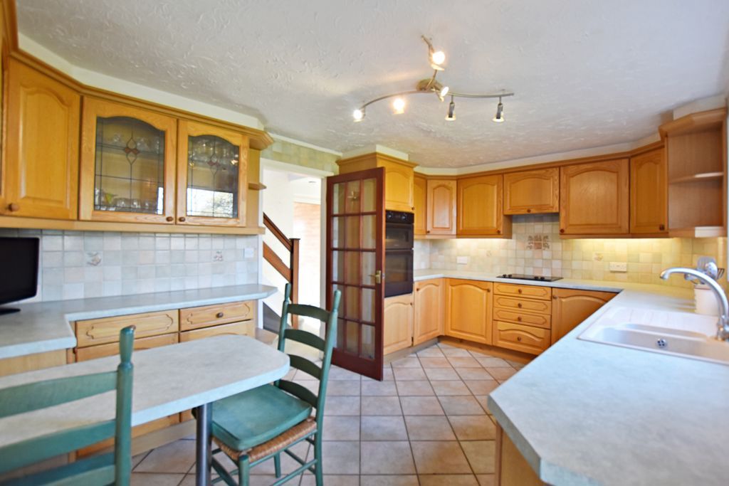 Property photo 3 of 26 Photo 11