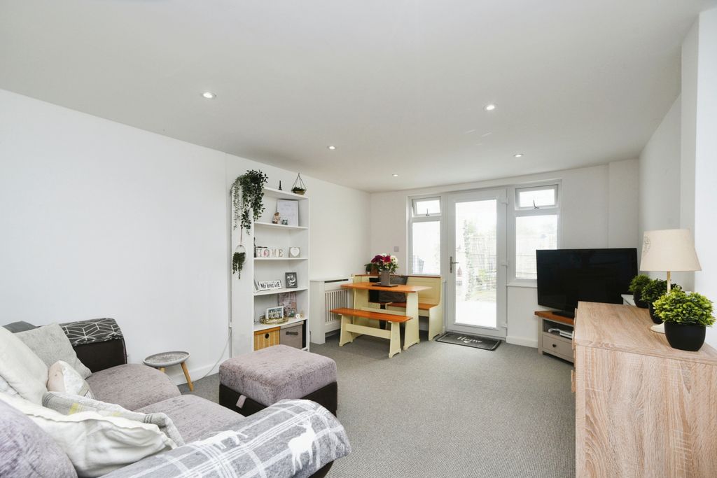 Additional image 14 of 5 bed detached bungalow for saleSwan Meadow, Pewsey SN9