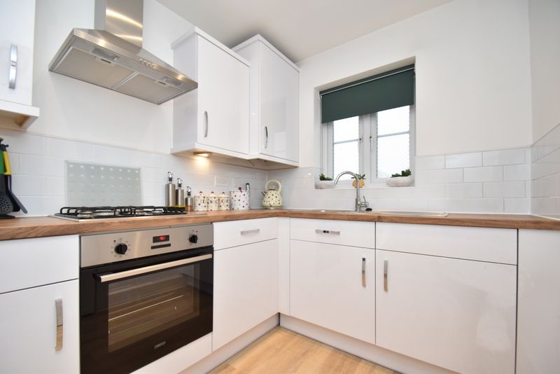 Property photo 2 of 17 Dsc_0103