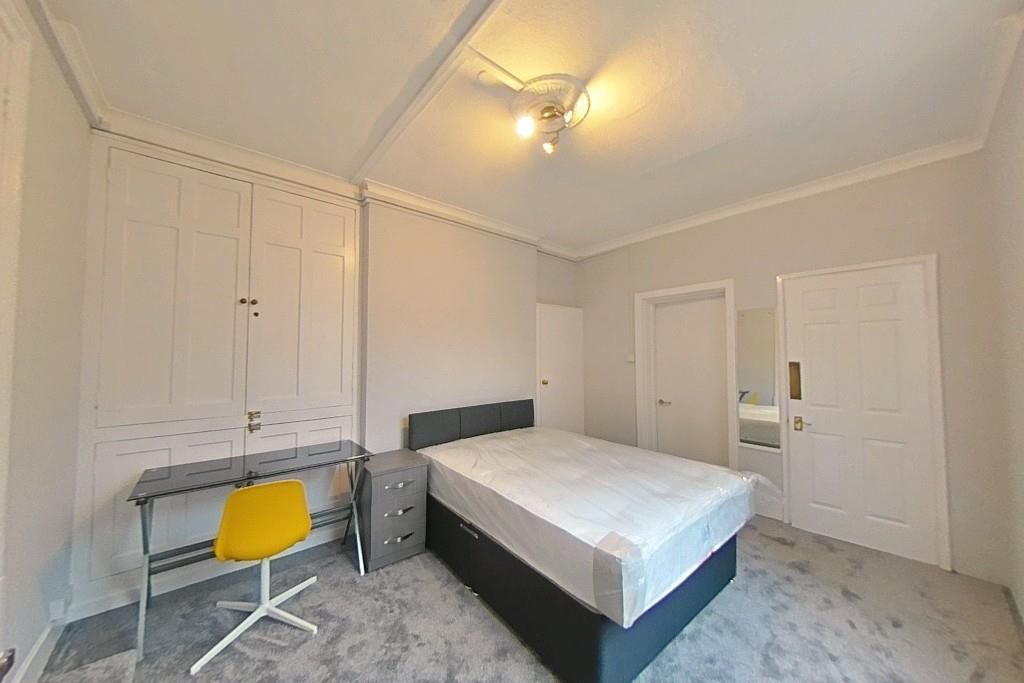 Property photo 1 of 4