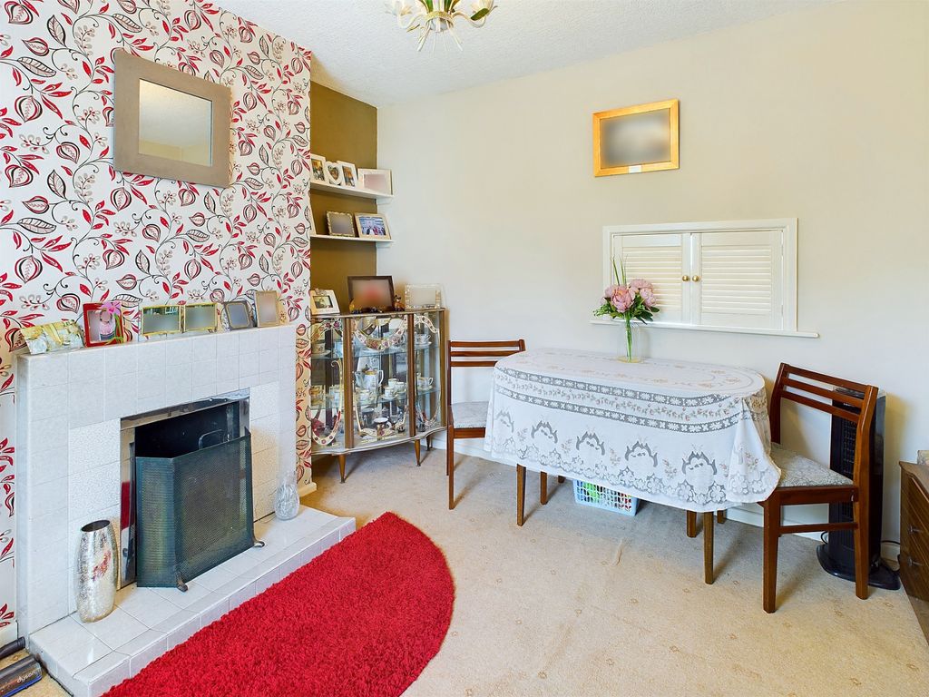 Property photo 2 of 11 Gallery