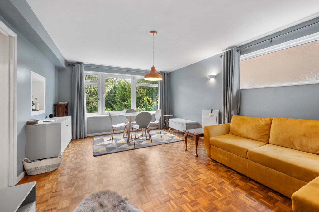 Property photo 2 of 8 Picture No. 03