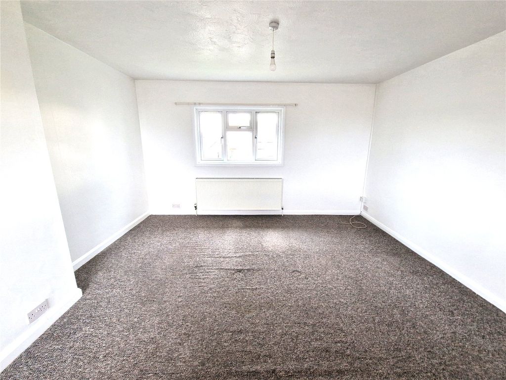 Property photo 3 of 8 Picture No. 08
