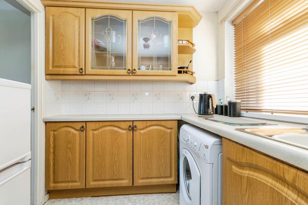 Property photo 3 of 13 Pbox-Img.Jpg