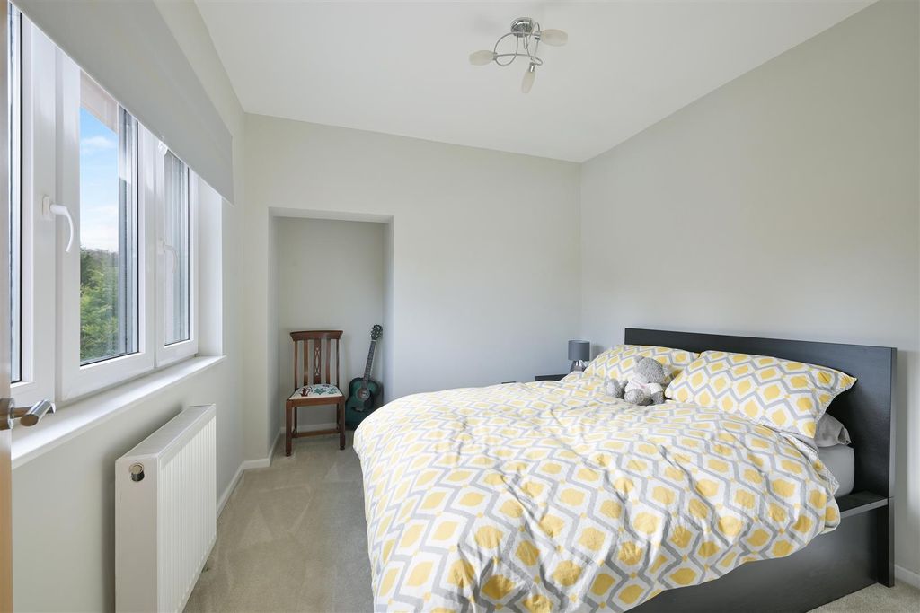 Additional image 18 of 5 bed detached house for saleGarden Walk, Coulsdon CR5