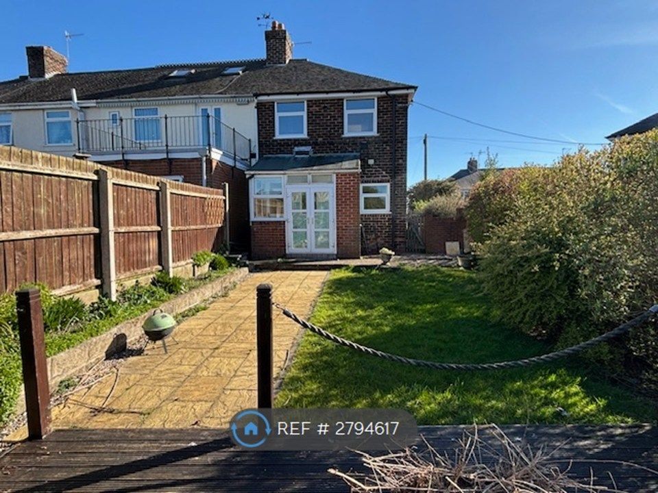 Property photo 2 of 35