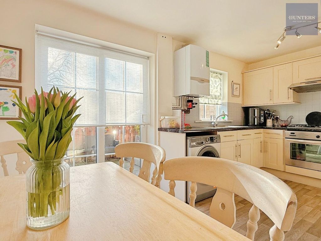 Property photo 2 of 23 Kitchen Diner