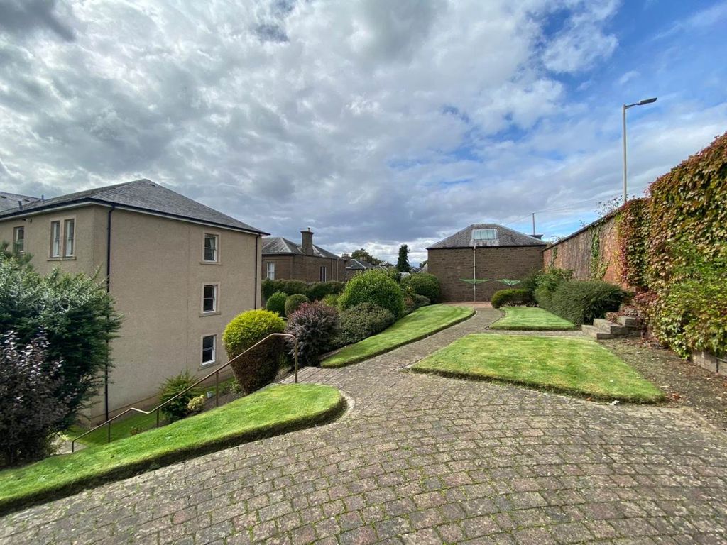 Property photo 2 of 20 Ext2