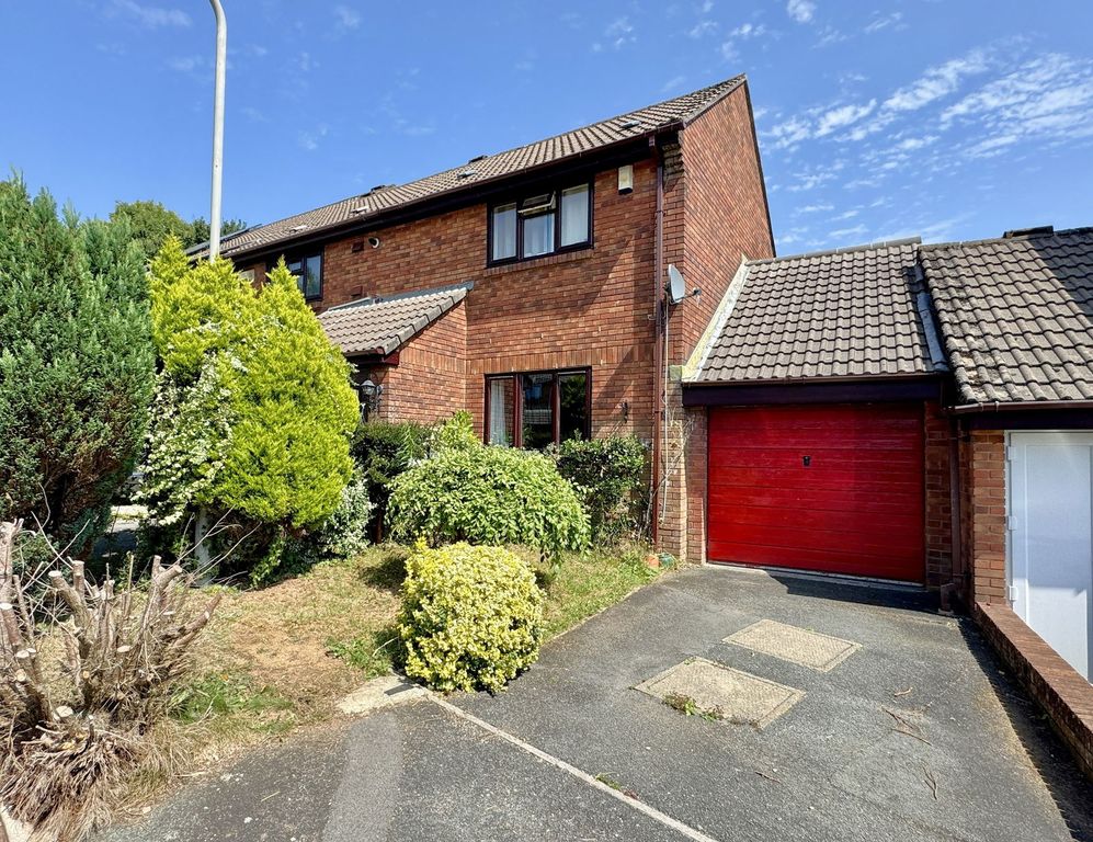 Property photo 1 of 11