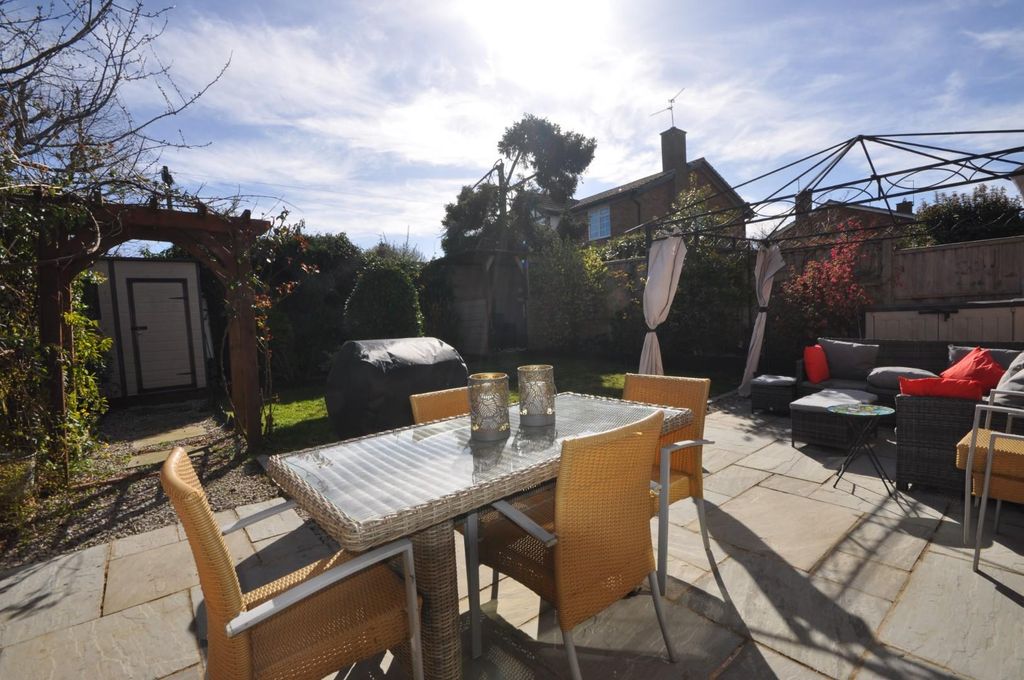 Property photo 2 of 19