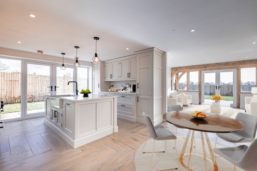 Property photo 2 of 46 Picture No. 75