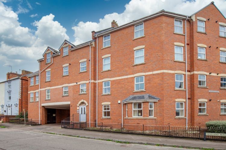 Property photo 1 of 9 267445-Std