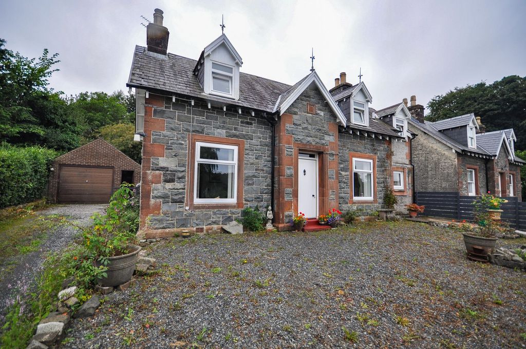 Property photo 1 of 36