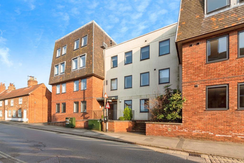 Property photo 1 of 19