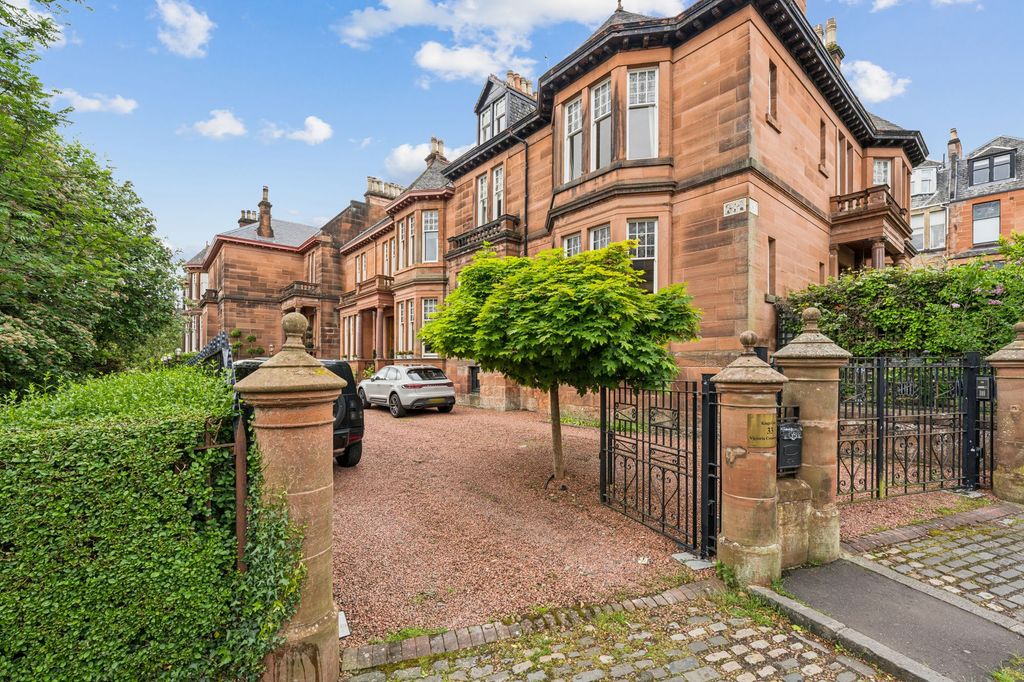 Additional image 49 of 5 bed town house for saleKings Gate, 33 Victoria Crescent Road, Dowanhill, Glasgow G12