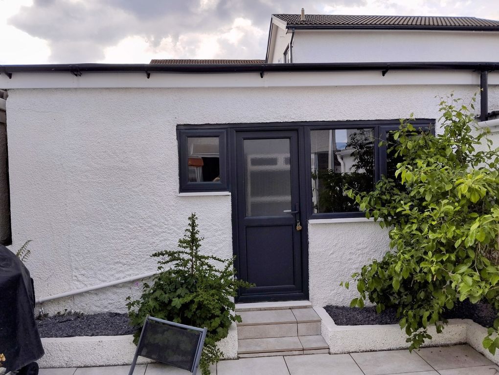 Property photo 2 of 27 Studio Apartment