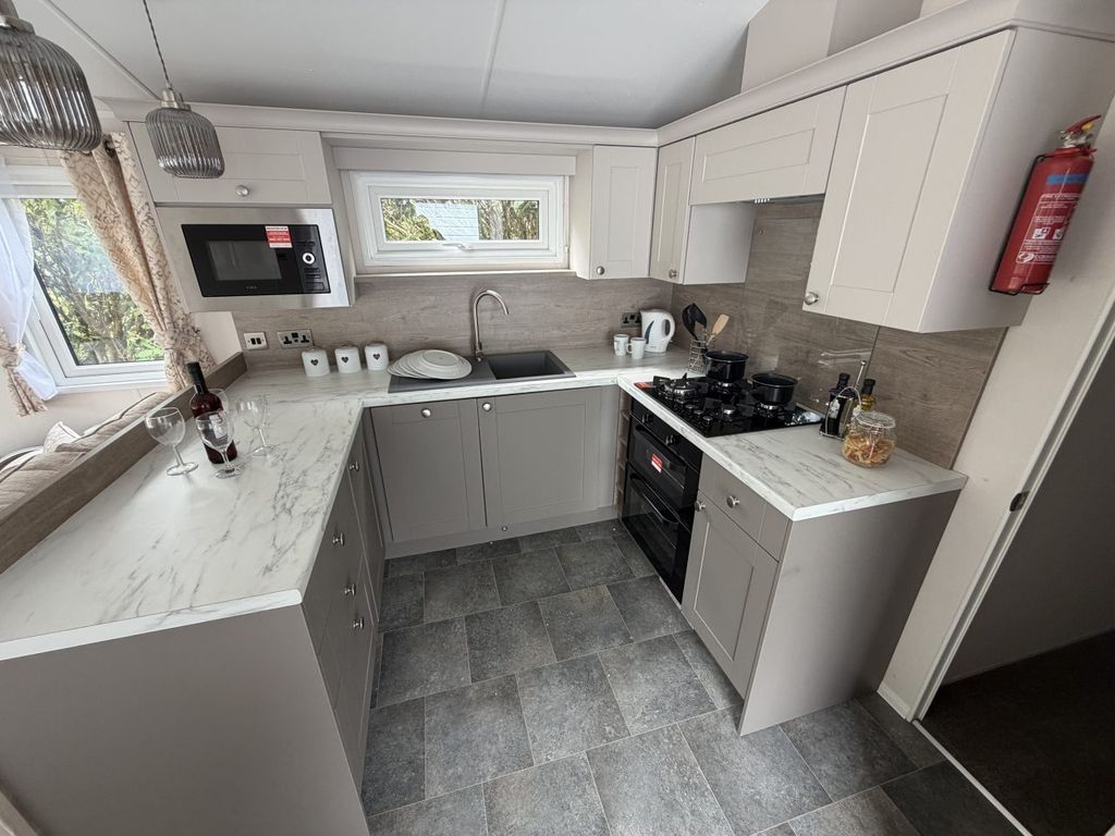 Property photo 3 of 9 Fully Integrated Kitchen In The Willerby Salisbury Holiday Caravan At New Minerton Leisure Park, Pembrokeshire