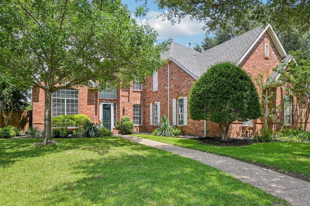 Property photo 1 of 31