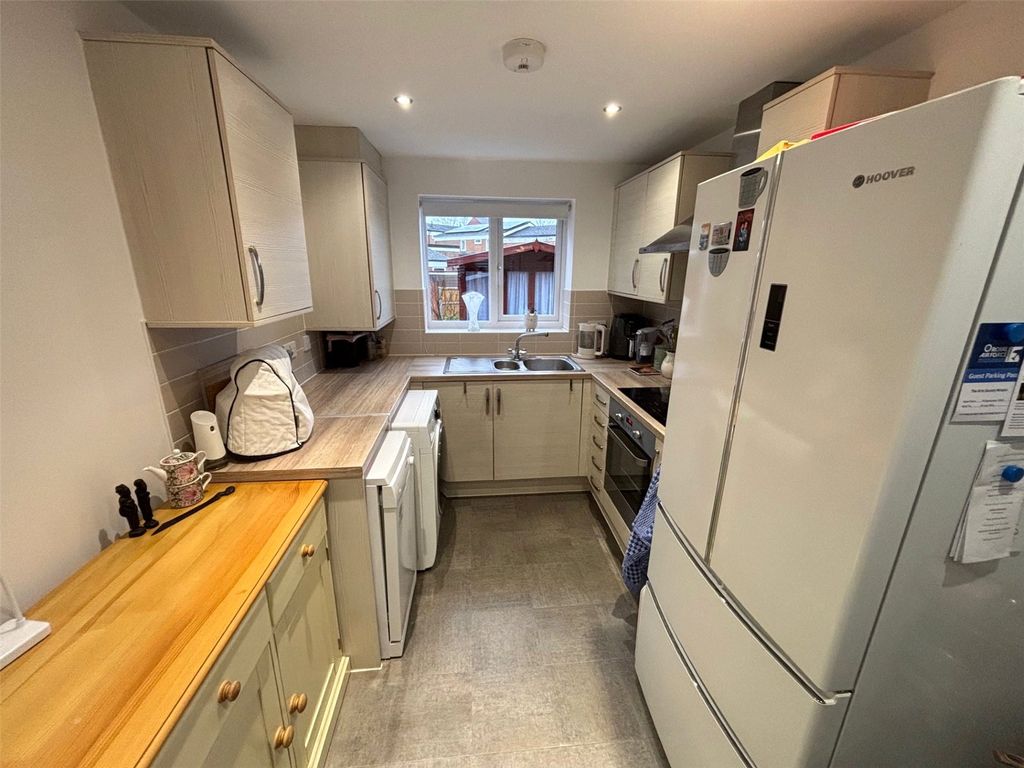 Property photo 3 of 10 Picture No. 11