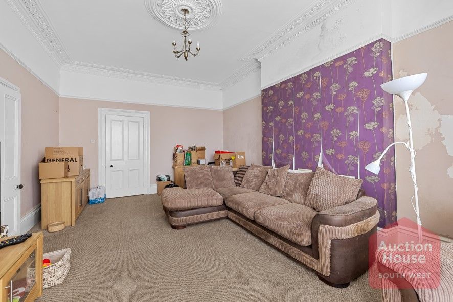 Property photo 3 of 24