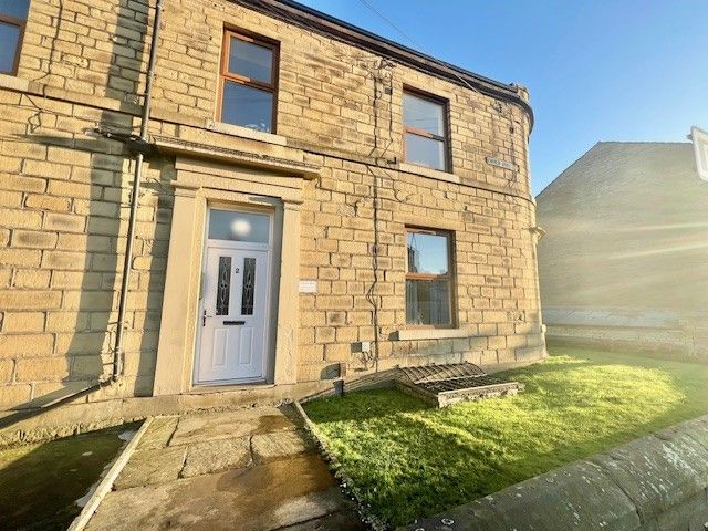 Property photo 1 of 8