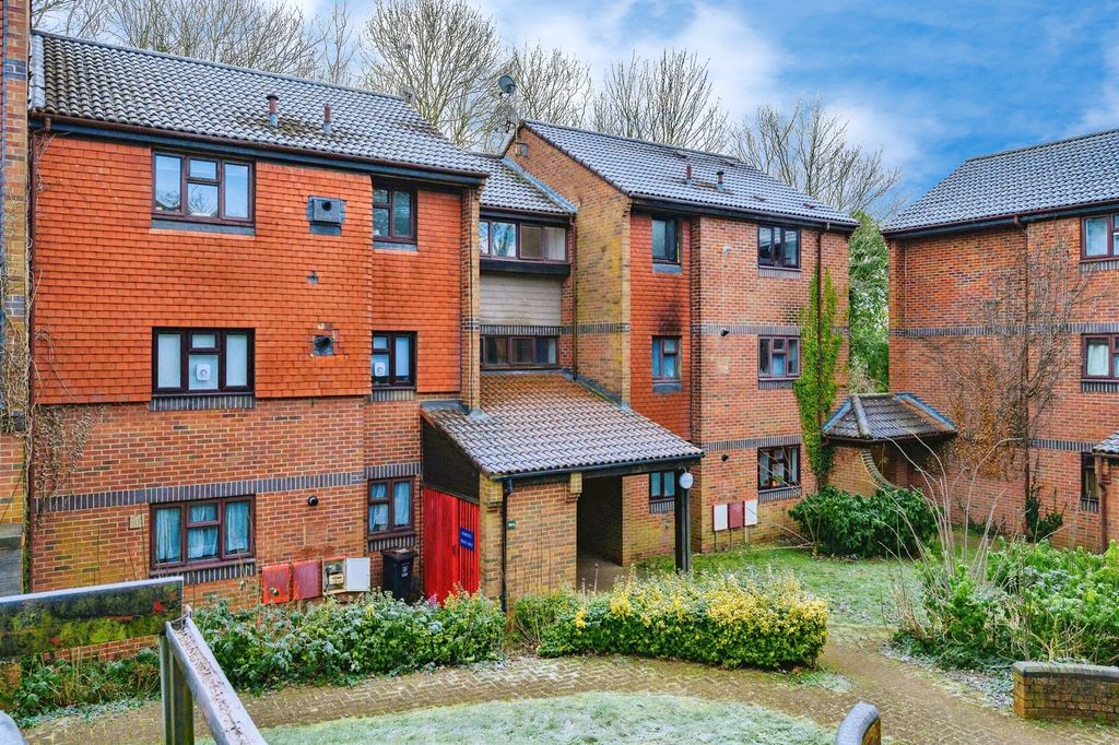 Property photo 3 of 7