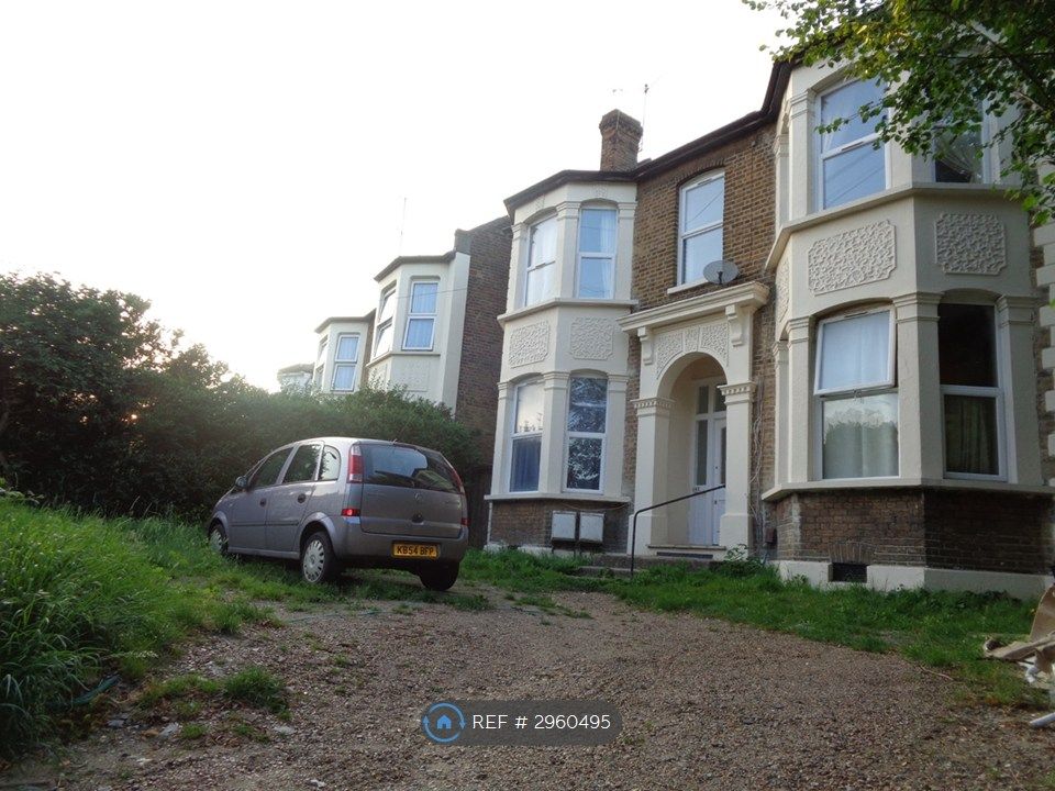 Property photo 1 of 19 Front Drive Parking For 3 Cars