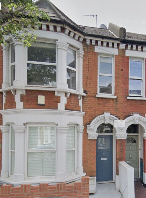 Property photo 1 of 12