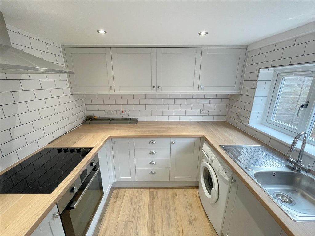 Property photo 2 of 7 2
