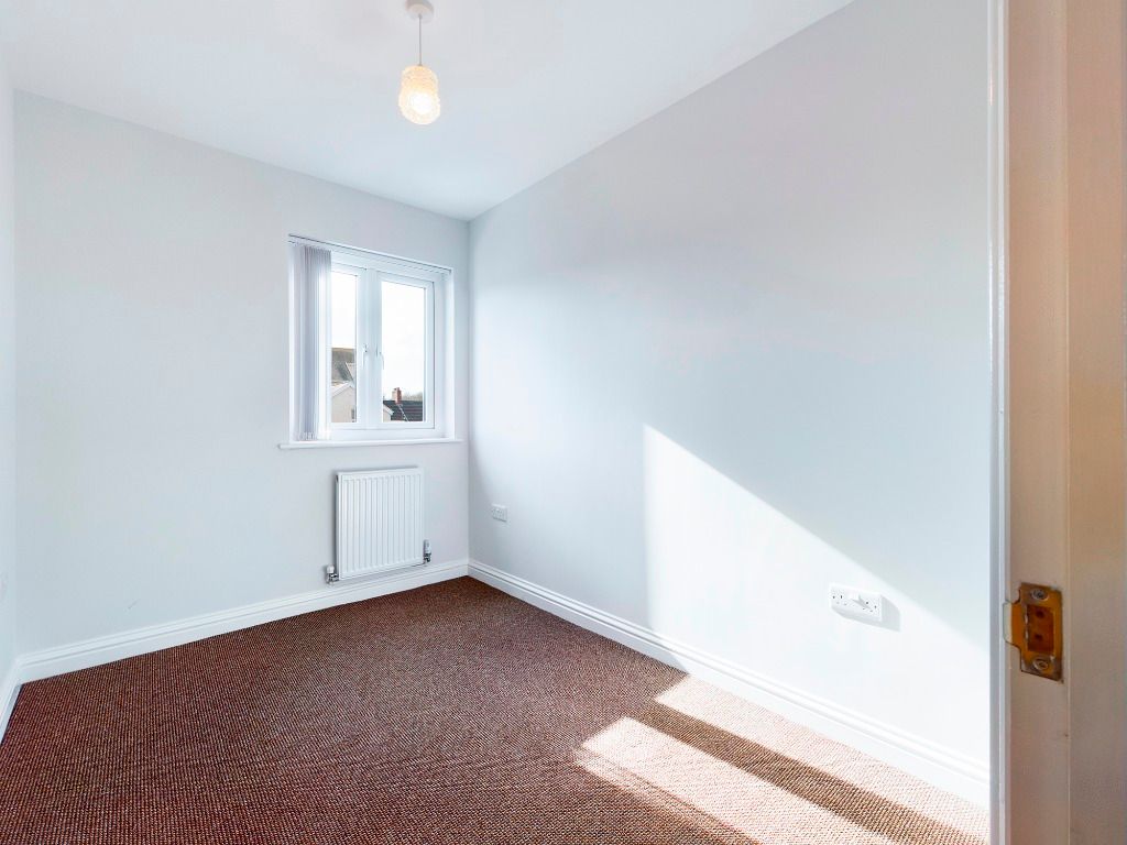 Additional image 15 of 3 bed semi-detached house to rentGendros Crescent, Gendros, Swansea SA5