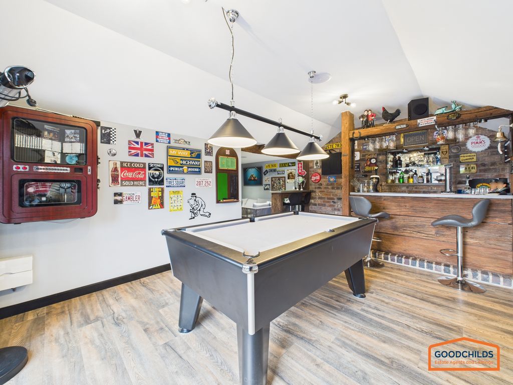 Property photo 3 of 35