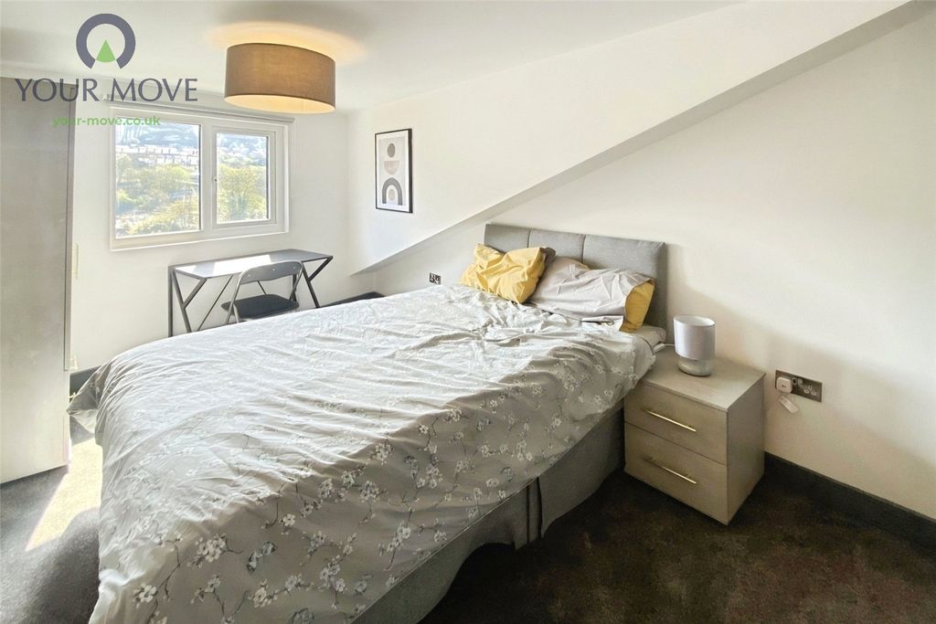 Property photo 1 of 9 Picture No. 07